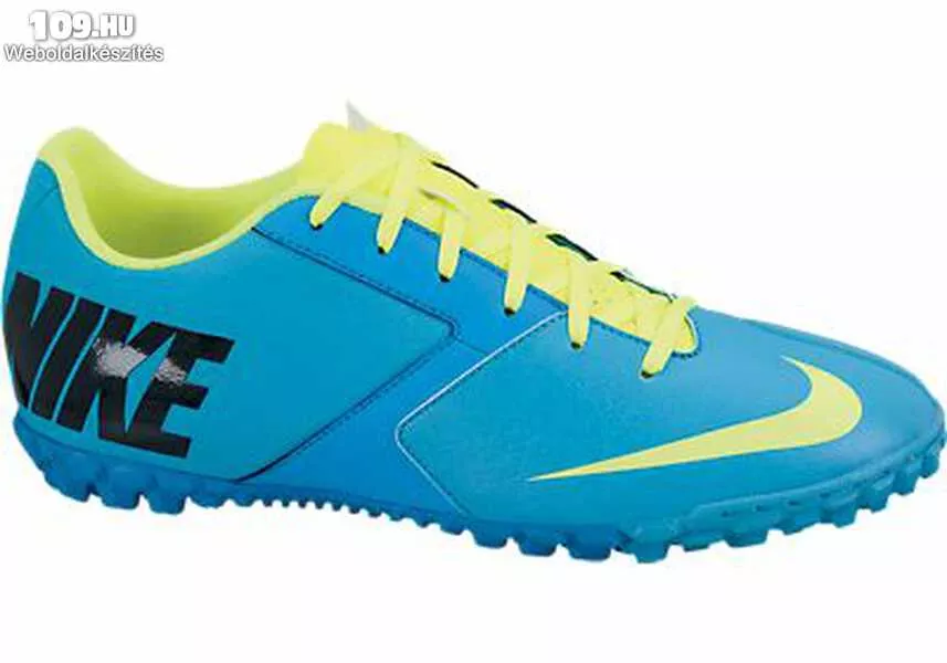 Nike Bomba II műfű-salak cipő